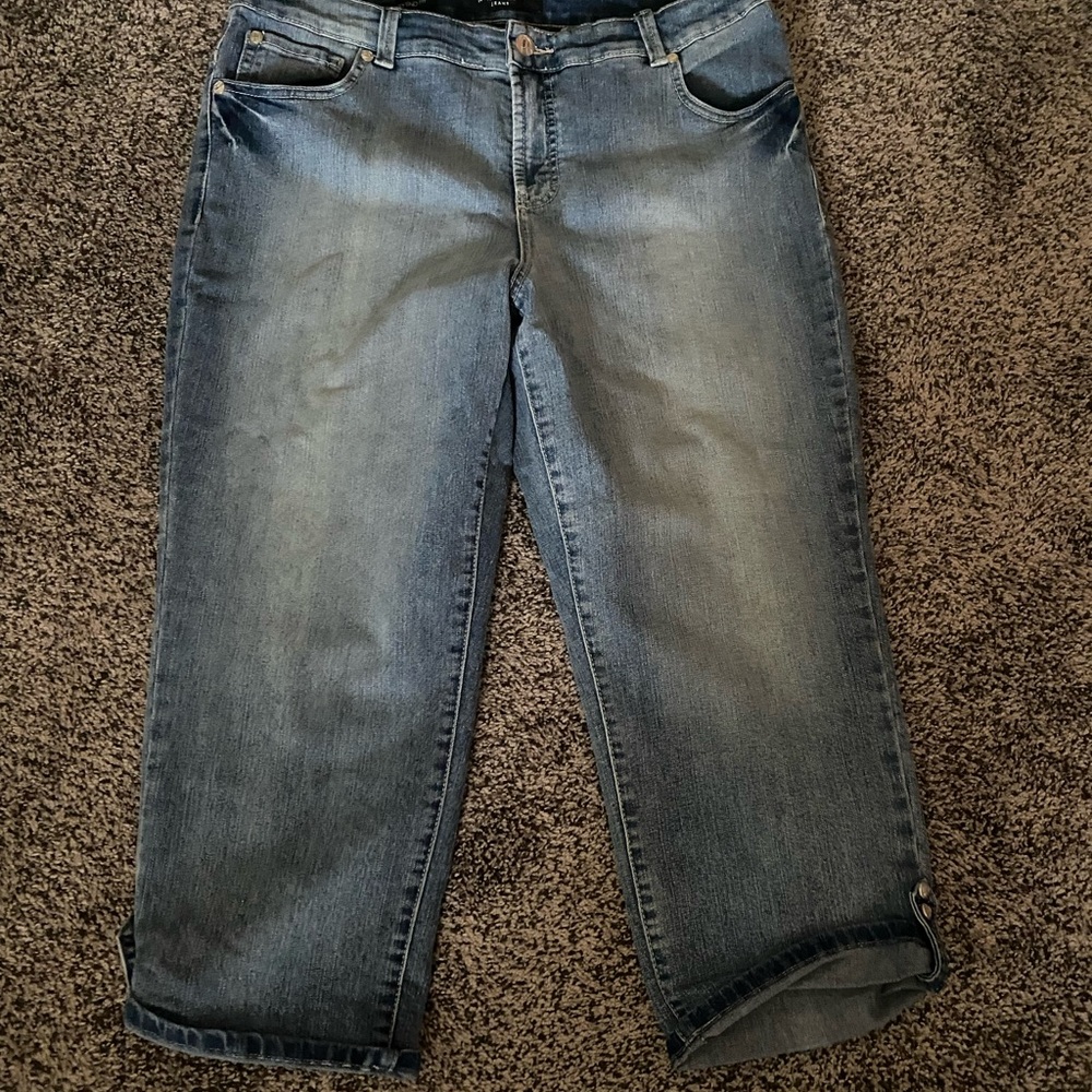 Nine West Jeans 14W Capri Stretch Blue Denim Extra Sandblasted Bling Cuff 32